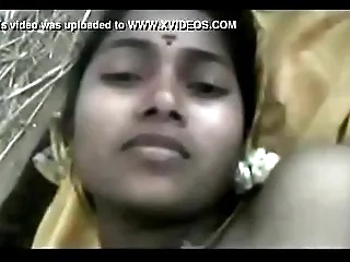 VID-20190503-PV0001-Tirumangalam (IT) Tamil 27 yrs old married beautiful, hot plus sexy housewife aunty Mrs. Jothilakshmi showing their way boobs plus pussy to their way 22 yrs old unmarried husband brother orgy sex video